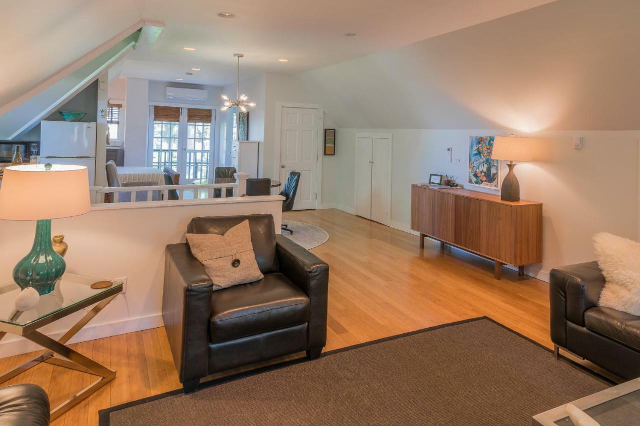 Appartamento The Carriage House Loft Kingston Esterno foto