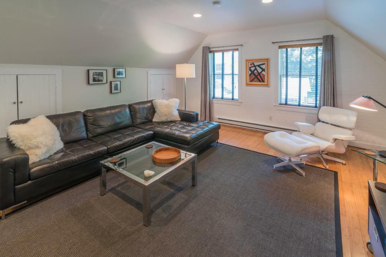 Appartamento The Carriage House Loft Kingston Esterno foto