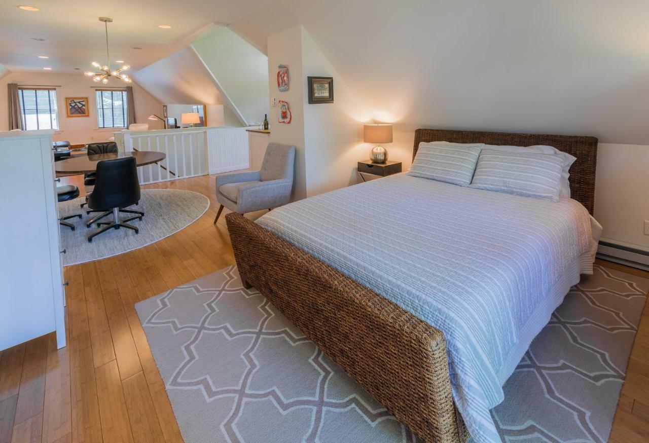 Appartamento The Carriage House Loft Kingston Esterno foto