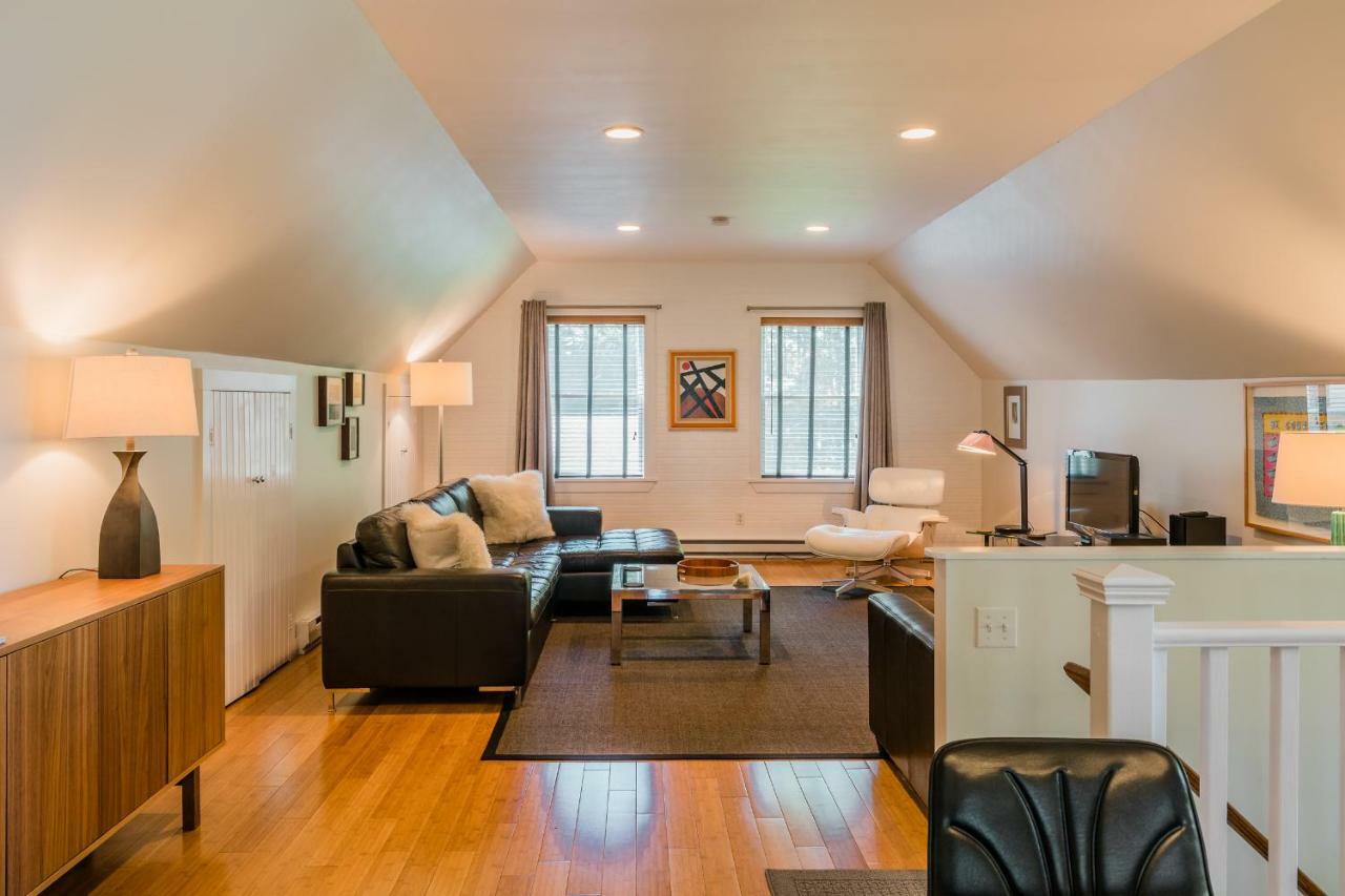 Appartamento The Carriage House Loft Kingston Esterno foto